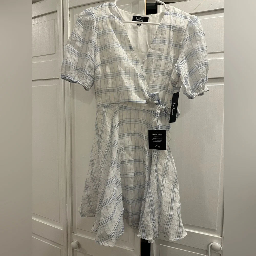 NWT Lulu’s “Plaid About You White Plaid Organza Side-Tie Skater Dress” !!!👗